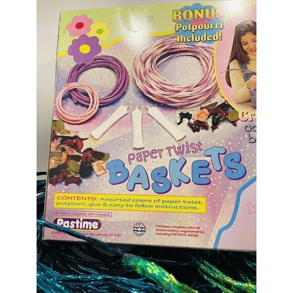Paper Twist Baskets Kit Kids Crafts NIB Plus 214+ Ft Extra Metallic Twist Ribbon - Picture 9 of 12